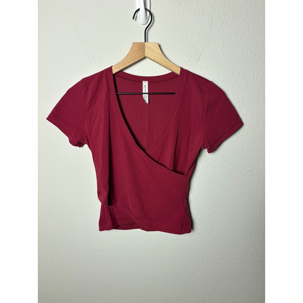 Athleta Transcend Wrap Short Sleeve Top Coffee Berry Red Yoga Pilates Small